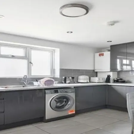 Appartamento Huttenferienwohnung Luxapt Zurigo